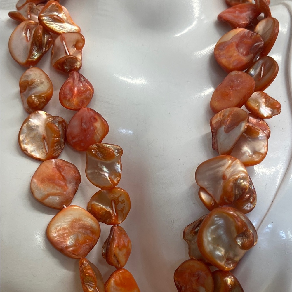 Vibrant Orange Shell Necklace - image 2
